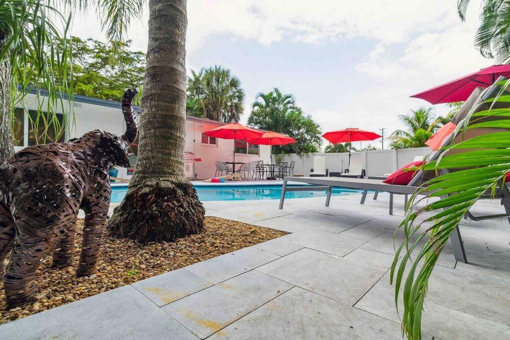 Private Oasis With Pool Near Beaches, Dining & Las Olas Φορτ Λόντερντεϊλ Εξωτερικό φωτογραφία
