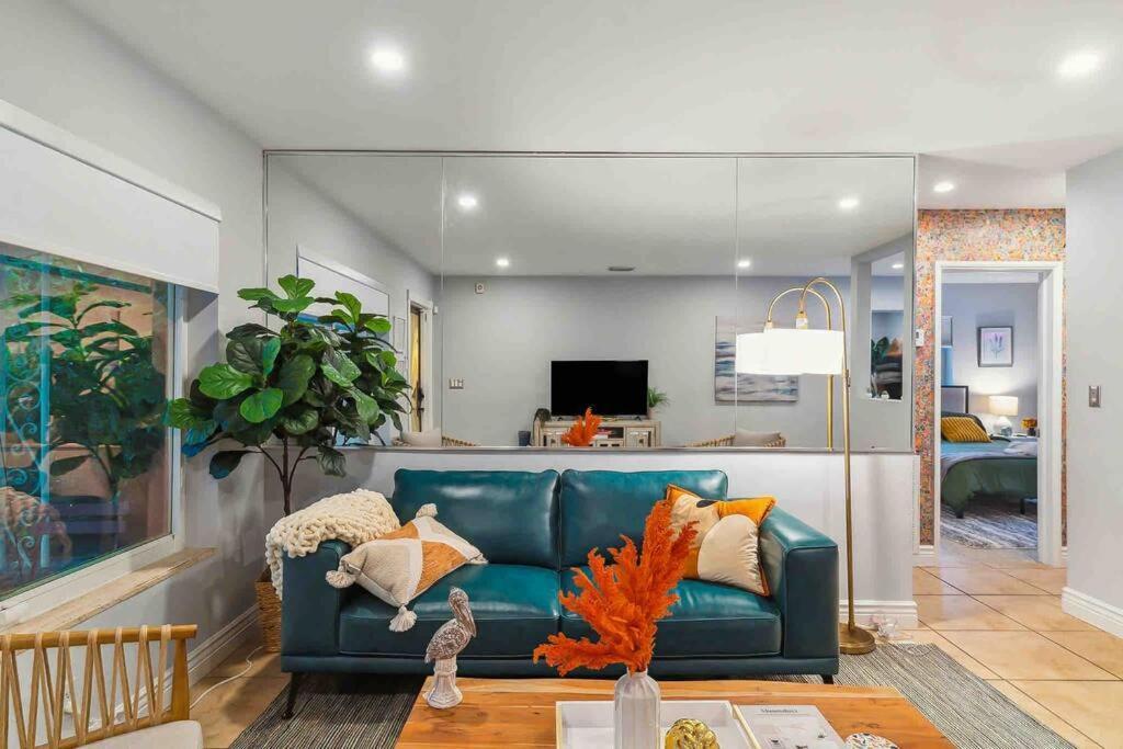 Private Oasis With Pool Near Beaches, Dining & Las Olas Φορτ Λόντερντεϊλ Εξωτερικό φωτογραφία